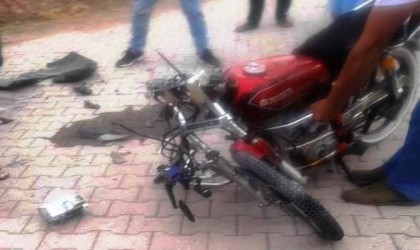 Kuluda otomobil ile motosiklet çarpıştı: 1 yaralı