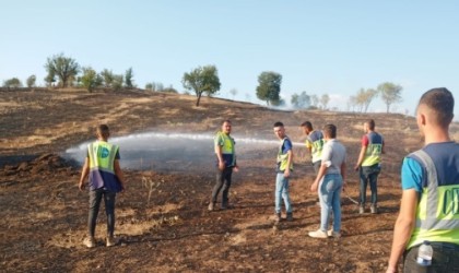 Kütahyada çıkan orman yangını 1 saatte söndürüldü