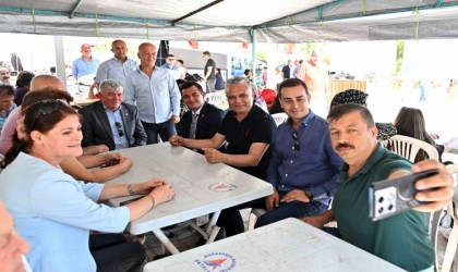 Muratpaşa Belediye Başkanı Uysal: Yayla şenlikle yaşamalı