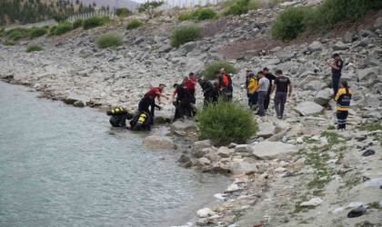 Niğdede girdiği gölette boğulan şahsın cansız bedenine ulaşıldı