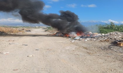 Samandağda Moloz Yangını yayılmadan söndürüldü