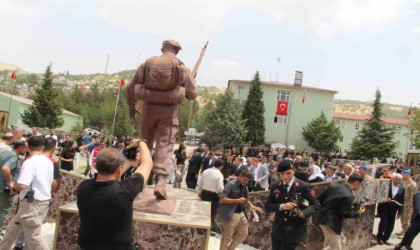 Şırnakta darbenin 8. yılı çeşitli etkinlikler anıldı