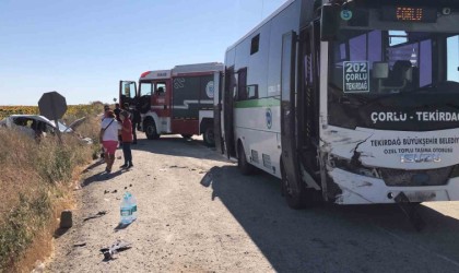 Tekirdağda yolcu minibüsü otomobille çarpıştı: 4 yaralı