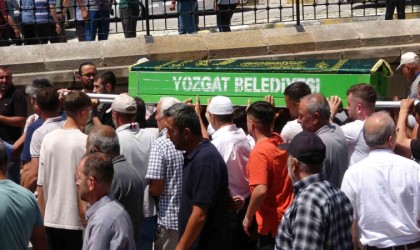 Yozgatta kazada ölen 4 kişi son yolculuğuna uğurlandı