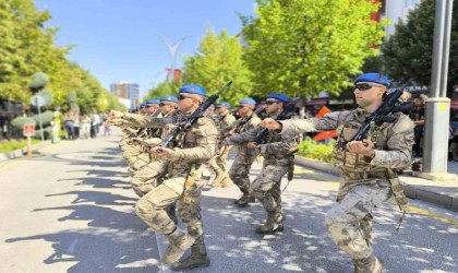 30 Ağustos Zafer Bayramı kutlamalarında Jandarma gösterisi beğeni topladı