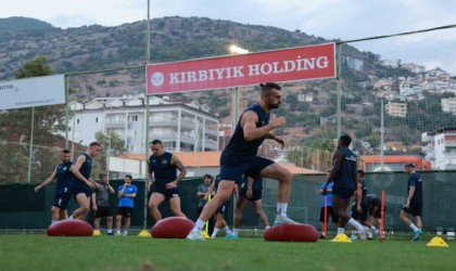 Alanyasporda Fenerbahçe mesaisi başladı