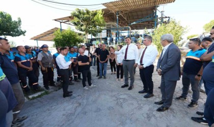 Başkan Zeyrek: “Empati kurun, sanki kendi evinizin suyu kesilmiş gibi davranın”