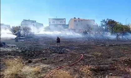 Bilecikte 2 ayrı yerde çıkan otluk yangını söndürüldü