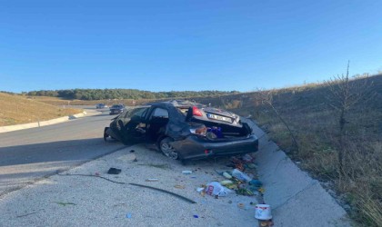 Bilecikte meydana gelen trafik kazasında 1i çocuk 4 kişi yaralandı