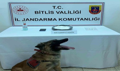 Bitliste 1 kilo 150 gram metamfetamin ele geçirildi