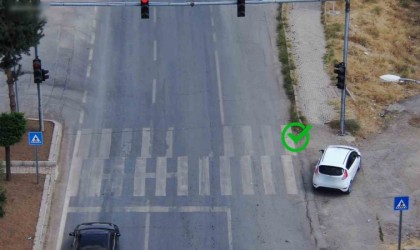 Bitliste dron ile trafik denetimi yapıldı