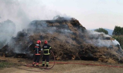 Çocukların kibritle oyunu yangına sebep oldu: 990 balya saman kül oldu