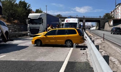 D100de makaslayan tır kazaya sebep oldu: 1 yaralı