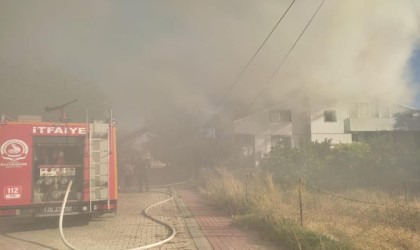 Denizlide bir evde çıkan yangın vatandaşları korkuttu