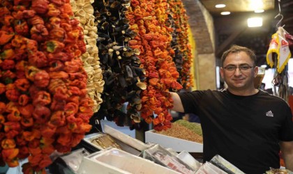 Elazığ kurutmalıkları tezgahlardaki yerini aldı, fiyatlar düştü