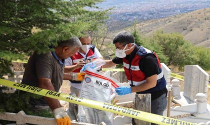 Elazığda kan donduran olay: Poşete sarılı bebek cesedi bulundu