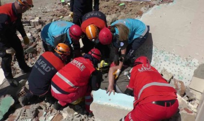 Erzurumda gerçeğini aratmayan tatbikat