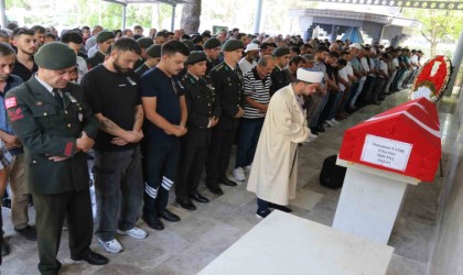 İzne gelen askerin ölümüyle ilgili gözaltına alınan 5 kişiden 3ü tutuklandı