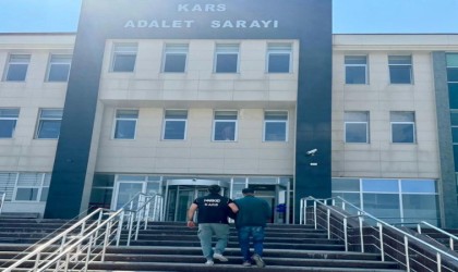 Karsta uyuşturucu operasyonu: 432 sentetik hap ele geçirildi