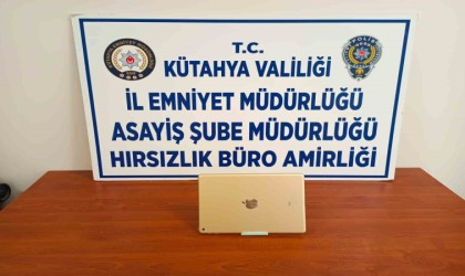 Kütahyada 12 yaşındaki çocuk kütüphaneden çaldığı tablet ile yakalandı