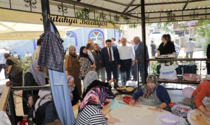 Kütahyada Geleneksel Müderris Mahallesi Şenliği