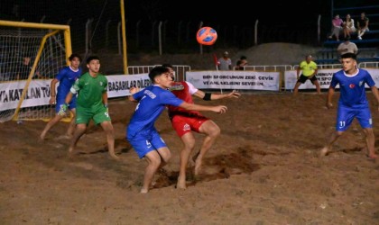 Manavgatta plaj futbolu heyecanı başladı