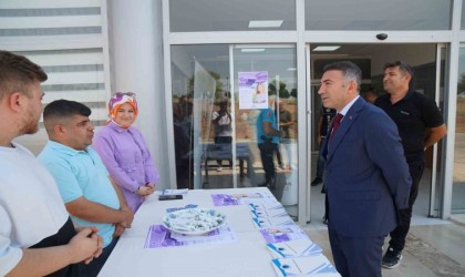 Rektör Demirden kayıt bürosuna ziyaret