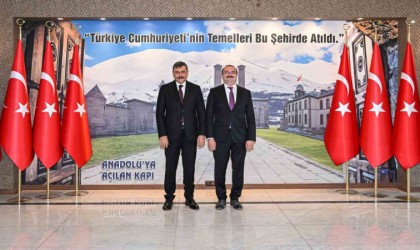 Rektör Hacımüftüoğlu ilk ziyaretini Erzurum Valiliğine gerçekleştirdi