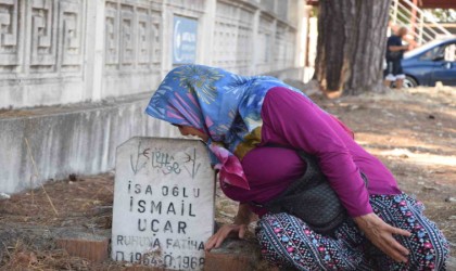 Sahipsiz çocuk mezarının altından göz yaşartan dram çıktı