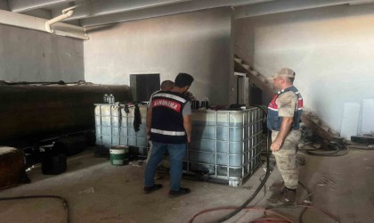 Şanlıurfada 6 bin 400 litre kaçak akaryakıt ele geçirildi