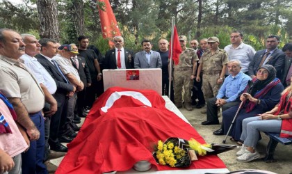 Şehit Başçavuş Ferhat Gedik, Hatayda mezarı başında dualarla anıldı