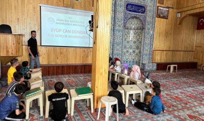 Simavda 200 Yaz Kuran Kursu öğrencisine teknoloji ve sigara bağımlılığı semineri