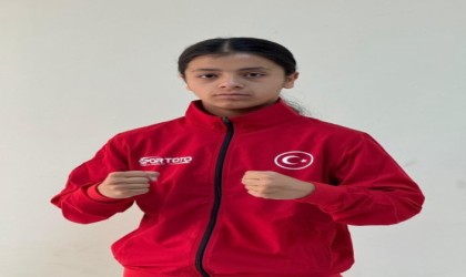 Şırnaklı Asmin, Üst Minikler Avrupa Boks Şampiyonasında son 16da