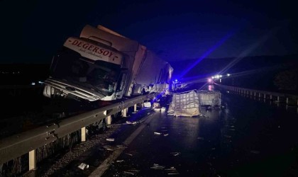 Sıvı gübre yüklü tır kaza yaptı: 1 yaralı