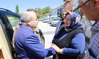 Sultan Ana Yardımlaşma ve Dayanışma Derneği Başkanı Kümbetten Vali Dağlıya teşekkür