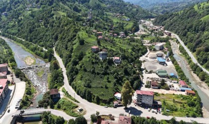 Taş ve mıcır üretim tesisleri köy halkını canından bezdirdi