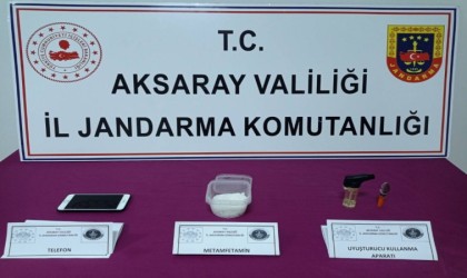 Uyuşturucu taciri jandarmanın operasyonuyla yakalandı