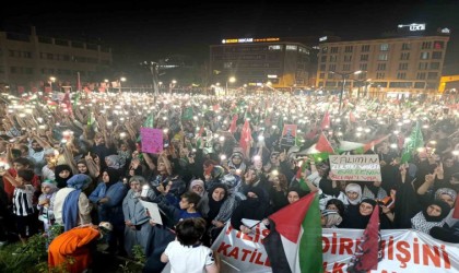 Vanda binlerce kişi Hamas lideri Heniyye için sokağa döküldü