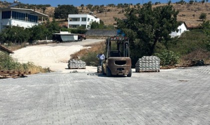 Yunusemre Belediyesinden Bağyolu Mahallesine parke taşı hizmeti