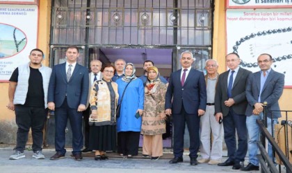 AK Parti MKYK üyesi Dr. Reşide Yüksel Oltuda vatandaşlarla buluştu