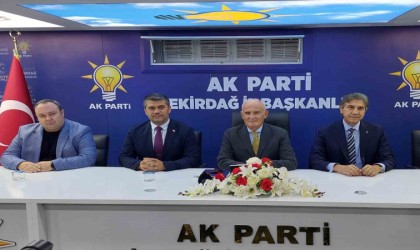 AK Partiden tempoyu artırma mesajı