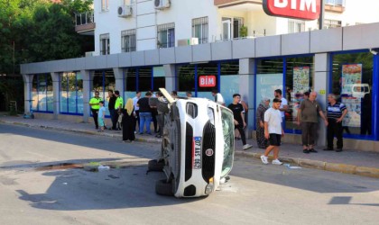 Antalyada insanlık ölmemiş dedirten görüntü: Saniyeler içinde onlarca kişi yardıma koştu