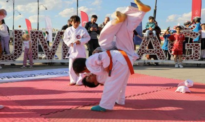 Avrupa Spor Haftasında Ağrıda farklı branşlarda gösteriler düzenlendi