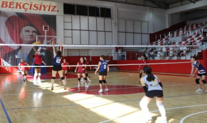 Bayraklıda 9 Eylül voleybol turnuvası