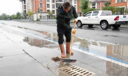 Belediye ekiplerinden anında müdahale