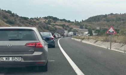 Bilecikte bitmeyen yol çalışması sürücüleri çileden çıkardı