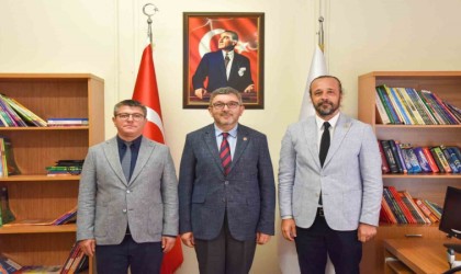 Doç. Dr. Yasin Acar göreve başladı