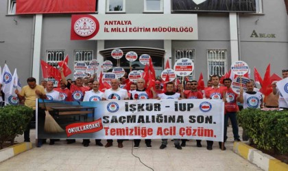 Eğitim Bir Senden İUP protestosu