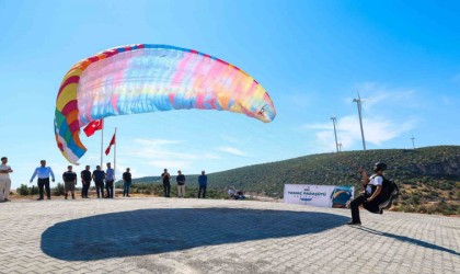 Gaziantepte Gökyüzü Şenliği: İlk yamaç paraşütü festivali başladı