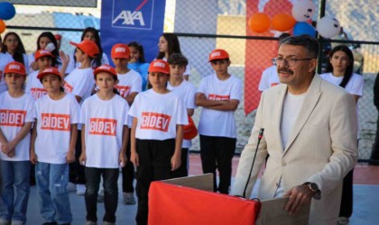 Hakkaride basketbol sahasının açılışı yapıldı